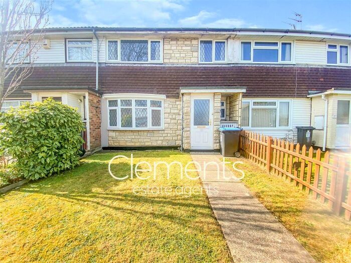 3 Bedroom Property To Rent In The Dee, Hemel Hempstead, HP2