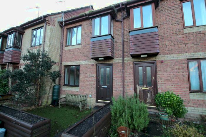 1 Bedroom Apartment To Rent In Woking, GU21