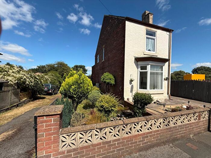 3 Bedroom Detached House For Sale In Lord Street, Clifton, S65