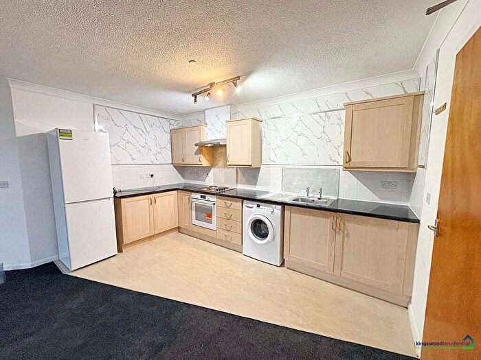 2 Bedroom Apartment To Rent In Brook Court, Player Street Nottingham, NG7
