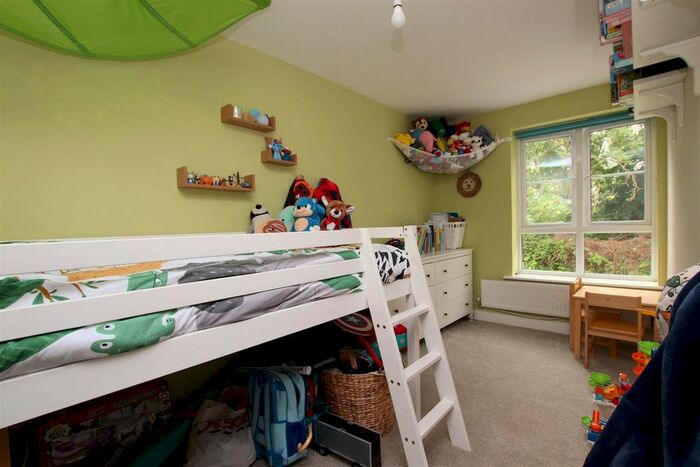 3 Bedroom Town House For Sale In Blakeslee Drive, The Rydons, Exeter, EX2