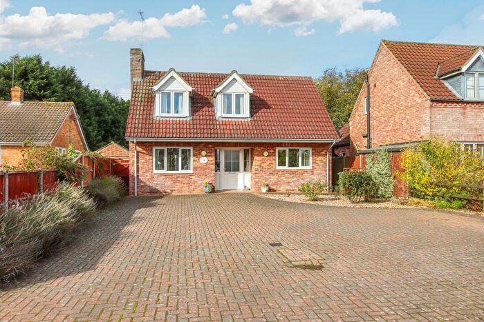 3 Bedroom Chalet For Sale In Clenchwarton, King's Lynn, Norfolk, PE34