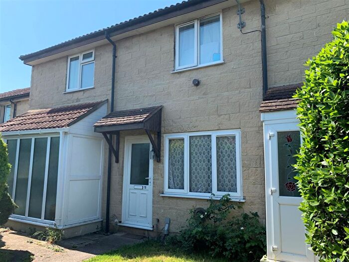 2 Bedroom Terraced House For Sale In Hawkins Close, Burnham-On-Sea, TA8
