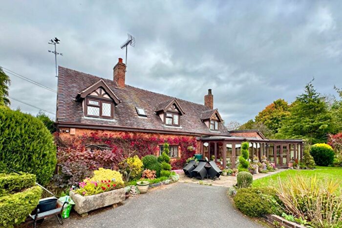 3 Bedroom Detached House For Sale In Crewe Road, Hatherton, Nantwich, Cheshire, CW5