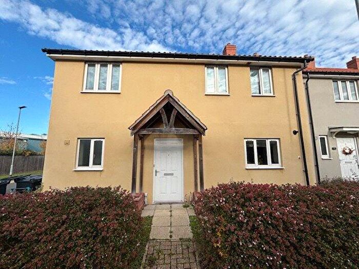 4 Bedroom Semi Detached House To Rent In Stirling Close, Chedburgh, IP29