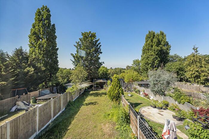 3 Bedroom Flat For Sale In Joan Crescent, SE9