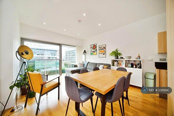 1 Bedroom Flat To Rent In Highbury Stadium Square, London, N5