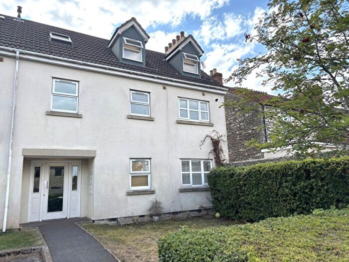 2 Bedroom Flat For Sale In Charlton Road, Midsomer Norton, Radstock, BA3