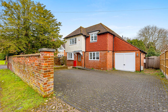 3 Bedroom Detached House To Rent In Quality Street, Redhill, RH1