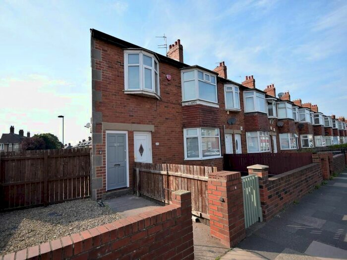 2 Bedroom Flat To Rent In Chillingham Road, Heaton, Newcastle Upon Tyne, NE6