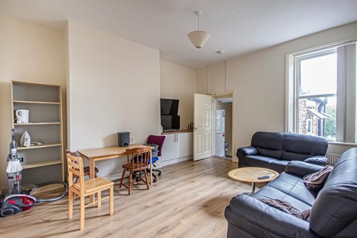 4 Bedroom Flat To Rent In Claremont Road, Newcastle Upon Tyne, NE2