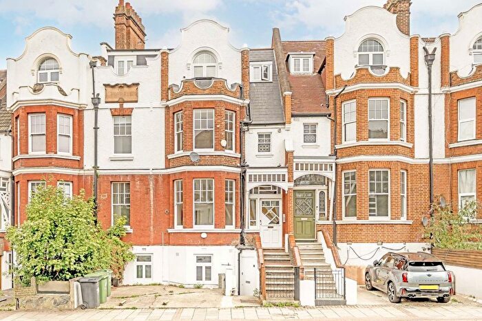 2 Bedroom Flat To Rent In Thurlow Park Road, West Dulwich, SE21