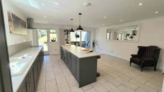 5 Bedroom Semi-Detached House To Rent In Leggatts Way, Watford, Hertfordshire, WD24