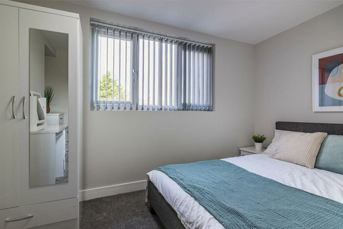 5 Bedroom End Of Terrace House To Rent In City Road, Nottingham, Nottinghamshire, NG7