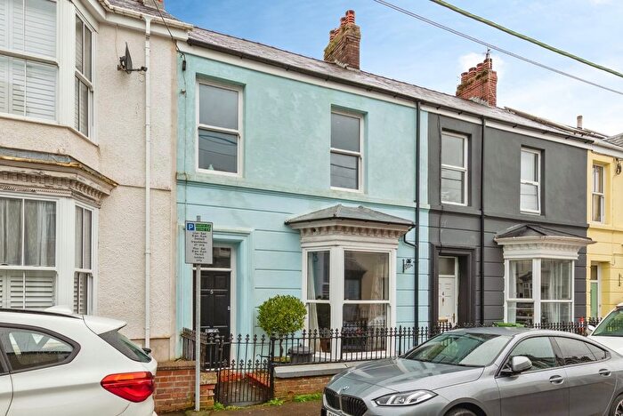 4 Bedroom Terraced House For Sale In The Avenue, Carmarthen, Carmarthenshire, SA31