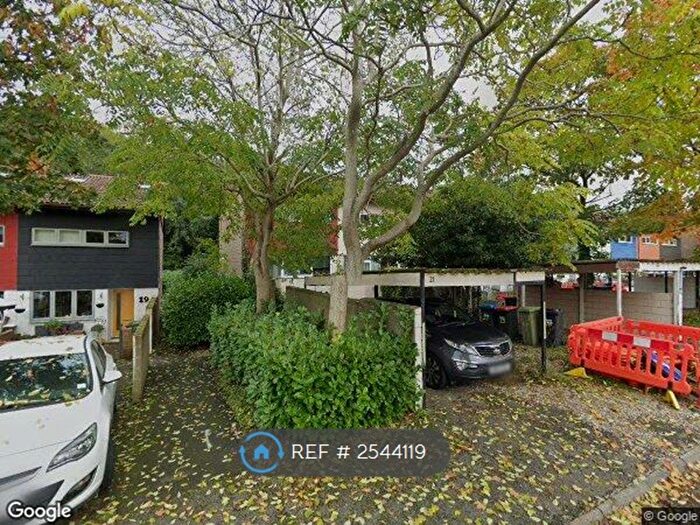 3 Bedroom End Of Terrace House To Rent In Portrush Close, Milton Keynes, MK3