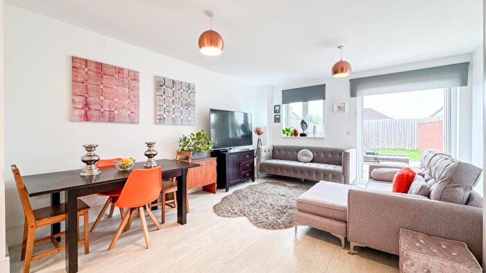 3 Bedroom End Of Terrace House For Sale In Malago Drive, Bedminster, BS3