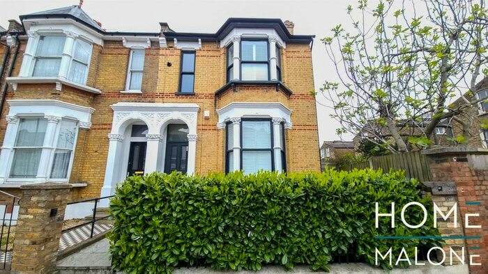 2 Bedroom Flat To Rent In Muston Road, London, E5