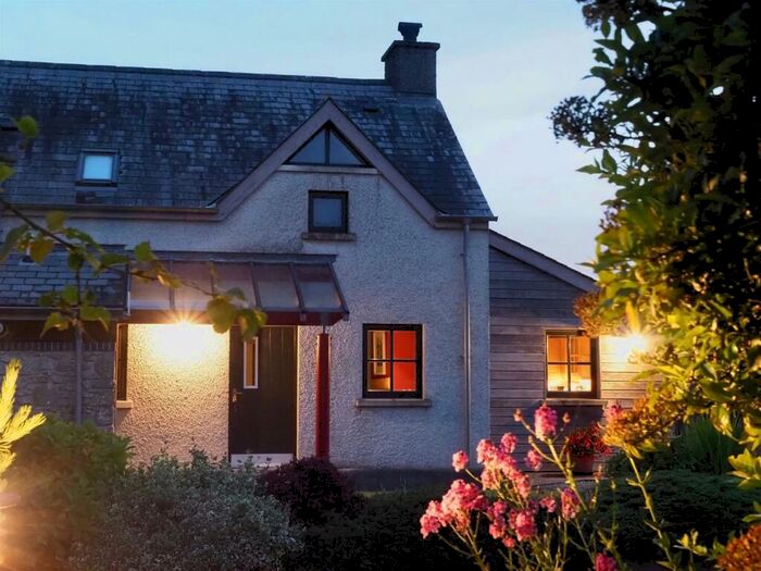 2 Bedroom Cottage To Rent In Beili, Hushwing Living, St Florence, SA70