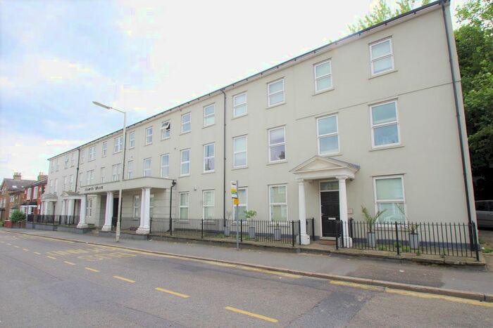 1 Bedroom Flat To Rent In North West, Woodford Road, Watford, WD17