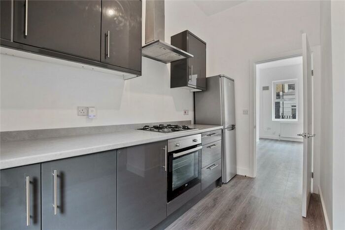 2 Bedroom Apartment To Rent In Allen Road, London, N16