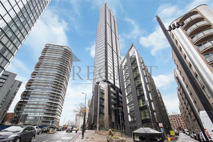 1 Bedroom Apartment To Rent In Carrara Tower, Bollinder Pl, City Rd, EC1V