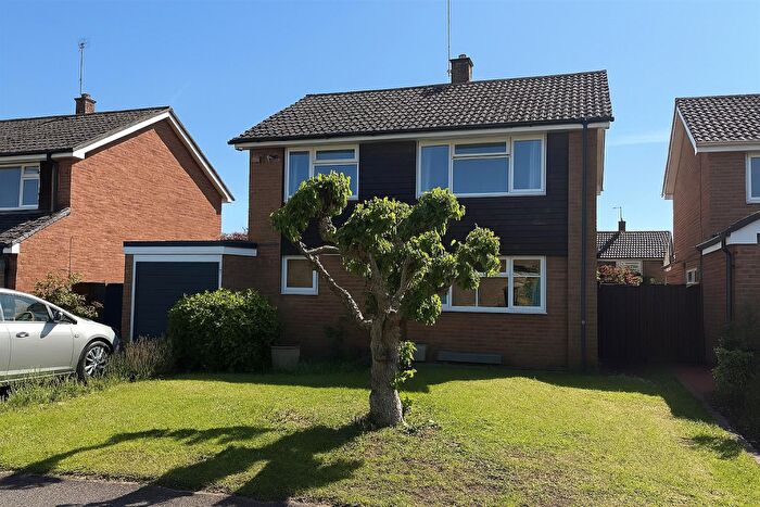 3 Bedroom Detached House For Sale In Templemans Way, Southwell, NG25