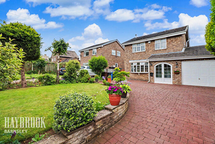 4 Bedroom Detached House For Sale In Higham Common Road, Barnsley, S75