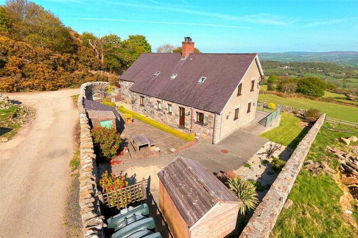 5 Bedroom Detached House For Sale In Llechwedd, Conwy, LL32