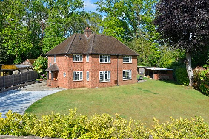 4 Bedroom Detached House For Sale In Gasden Lane, Witley, GU8