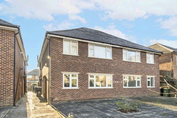 2 Bedroom Flat To Rent In Woodstock Grange, Grange Road, London, W5