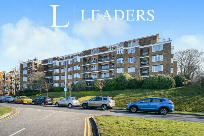 2 Bedroom Apartment To Rent In Varndean Drive, Brighton, BN1