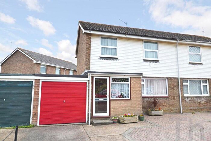 3 Bedroom Semi-Detached House To Rent In Godshill, Isle Of Wight, PO38