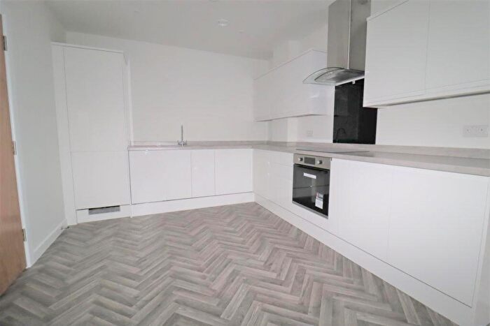 1 Bedroom Flat To Rent In Wigmore Lane, Tivoli House Wigmore Park Centre Wigmore Lane, LU2