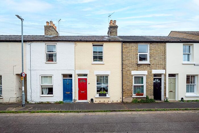 2 Bedroom Terraced House For Sale In Romsey Terrace, Cambridge, CB1