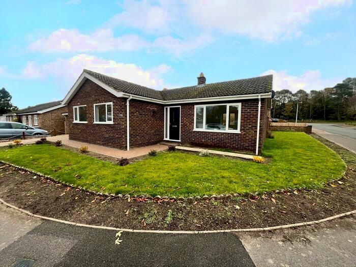 3 Bedroom Detached Bungalow To Rent In Covey Way, Lakenheath, Brandon, IP27