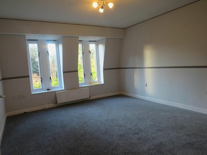 2 Bedroom Maisonette To Rent In Faber Mews, Romsey, SO51