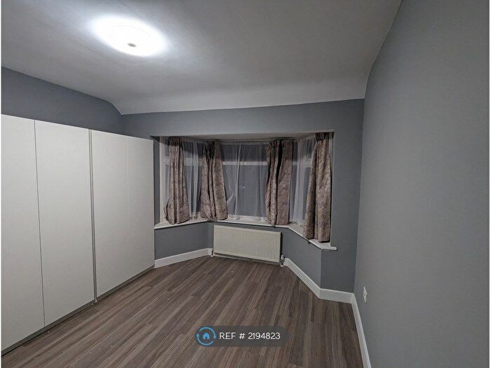 4 Bedroom Flat To Rent In Uxbridge Road, Southall, UB1