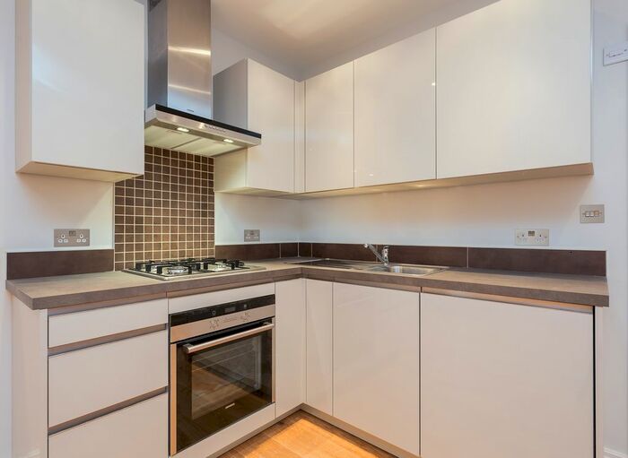 1 Bedroom Flat To Rent In Pitshanger Lane, Ealing, London, W5