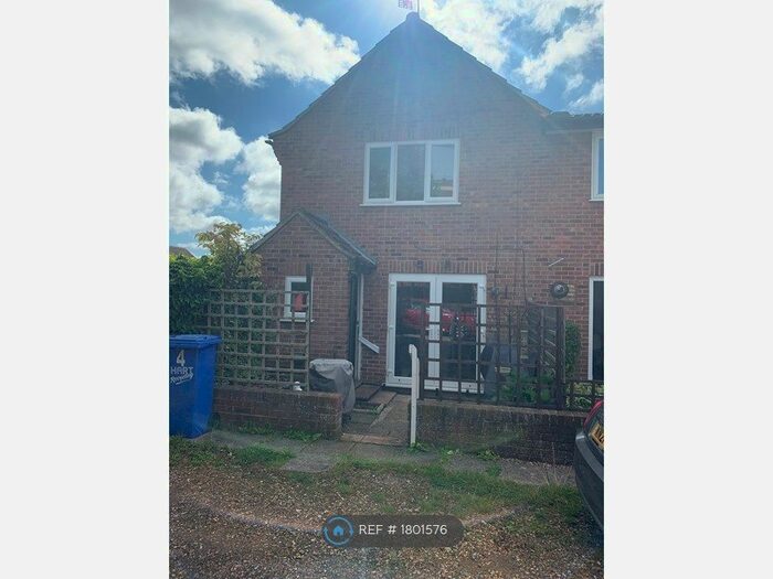 1 Bedroom End Of Terrace House To Rent In Jameson House, Fleet, GU51