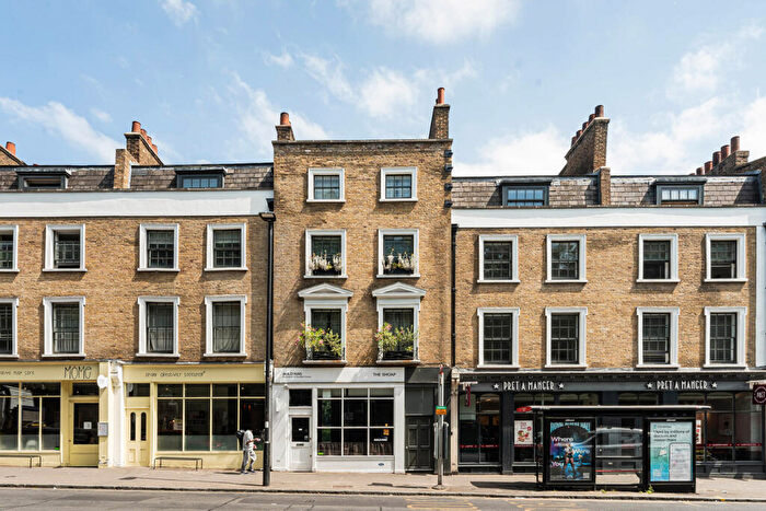 2 Bedroom Maisonette For Sale In St. John Street, London, EC1V