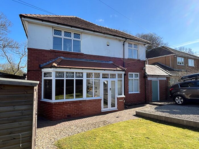 4 Bedroom Detached House For Sale In Lady Ediths Avenue, Newby, Scarborough, YO12