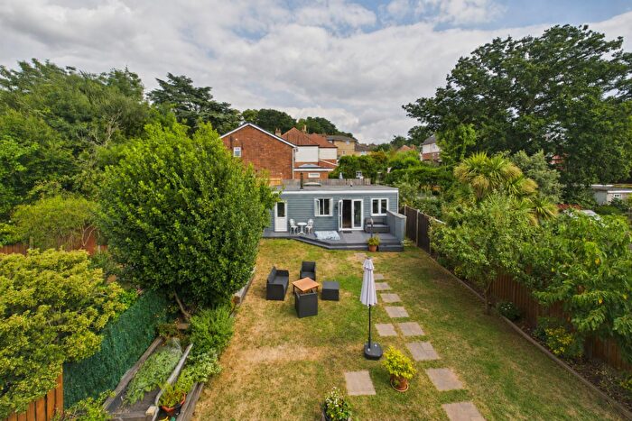 4 Bedroom House For Sale In Bullar Road, Southampton, SO18