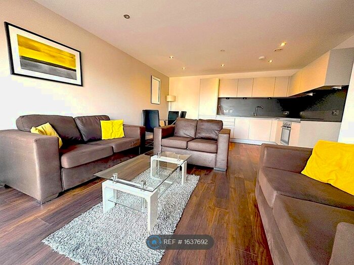 2 Bedroom Flat To Rent In Block D Wilburn Basin, Salford, M5