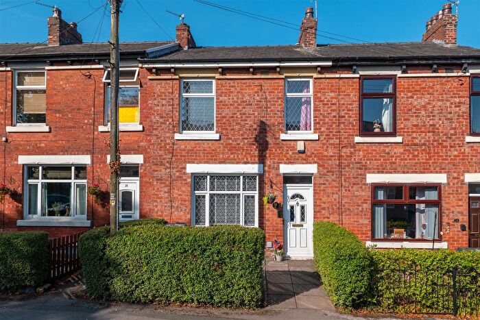 3 Bedroom Terraced House For Sale In Alice Avenue, Leyland, PR25