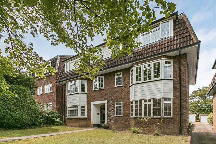 1 Bedroom Apartment For Sale In Ringstead Road, Sutton, SM1