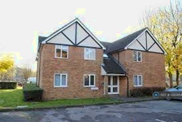 1 Bedroom Flat To Rent In Goosander Court, Colindale, NW9