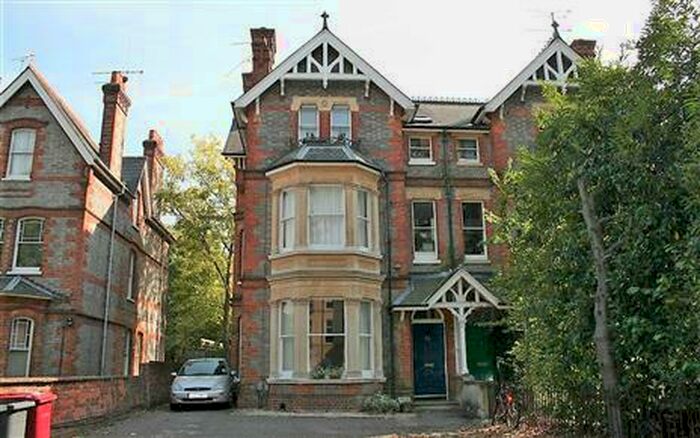 1 Bedroom Flat To Rent In London Road, Reading, Reading, RG1