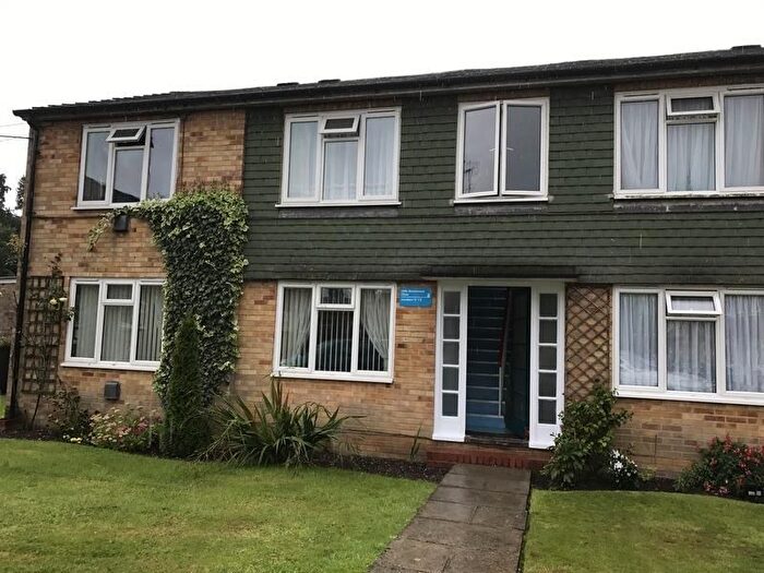 1 Bedroom Flat To Rent In Little Bentswood Close, Haywards Heath, West Sussex, RH16