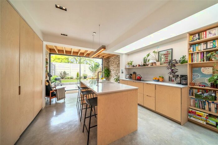 5 Bedroom Terraced House For Sale In St Aidans Road, East Dulwich, London, SE22